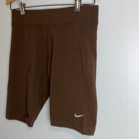 Nike Pants - 🎱Brown Nike Tight Fit Mid Rise Short Length biker shorts!